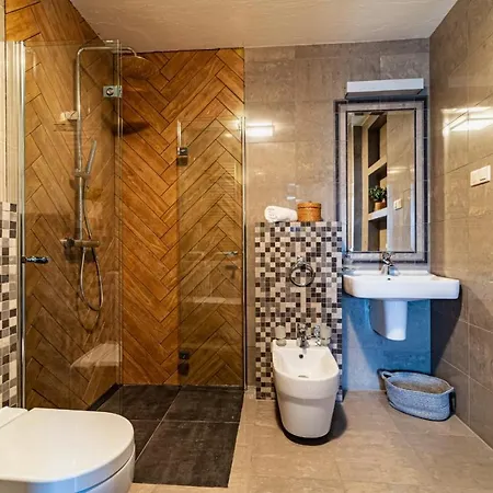 Apartament Happy - 3 Sypialnie, Basen, Tuz Przy Plazy !!! Dla Maksymalnie 8 Osob * Pobierowo